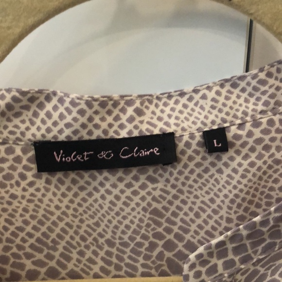 Brand New Light Purple and Cream Blouse - Picture 3 of 6